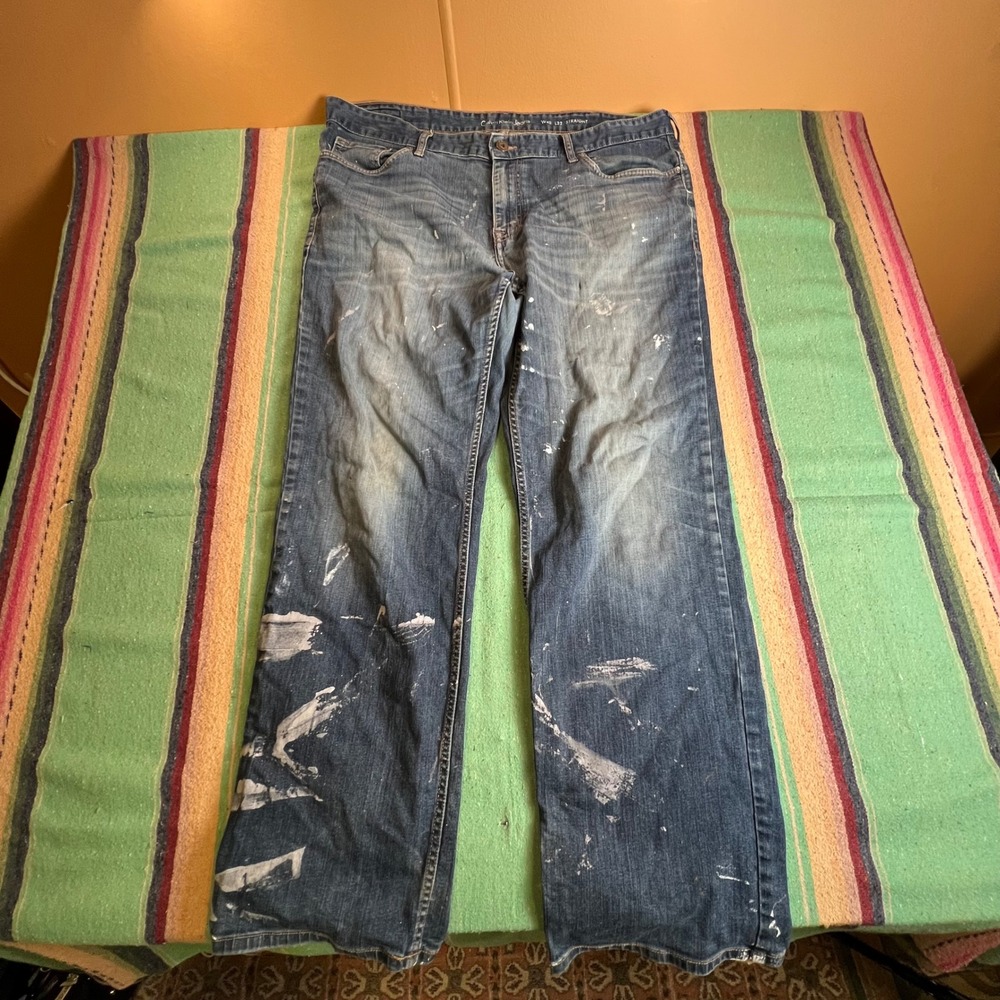 Calvin Klein Jeans Mens 40x32 Blue Straight Distressed Paint Splatter Thrashed